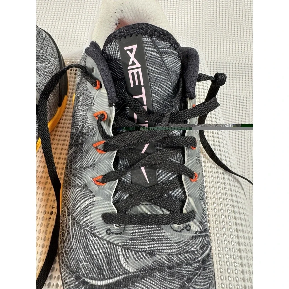 Nike Metcon 6 AMP Womens 7 Training CrossFit Shoes Gray Orange AO2982-081